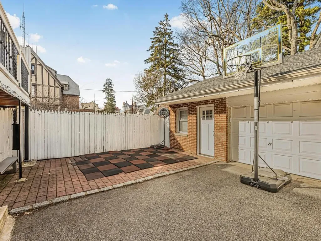 67 Shonnard Place Yonkers NY 10703