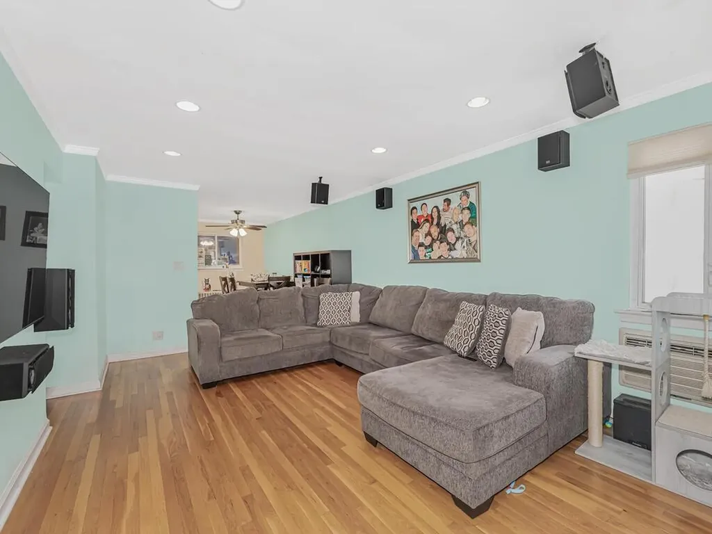 67 Shonnard Place Yonkers NY 10703