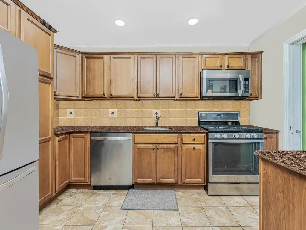 67 Shonnard Place Yonkers NY 10703