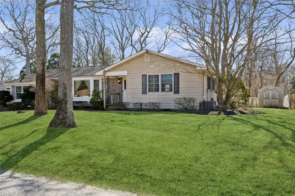 46 Neptune Avenue Hampton Bays NY 11946
