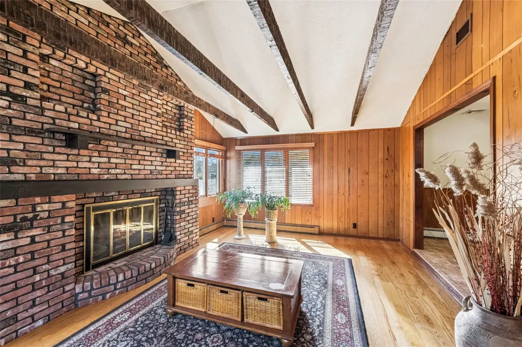 46 Neptune Avenue Hampton Bays NY 11946