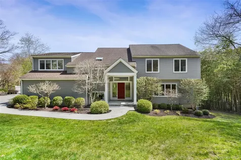 117 Deerfield Lane N Pleasantville NY 10570