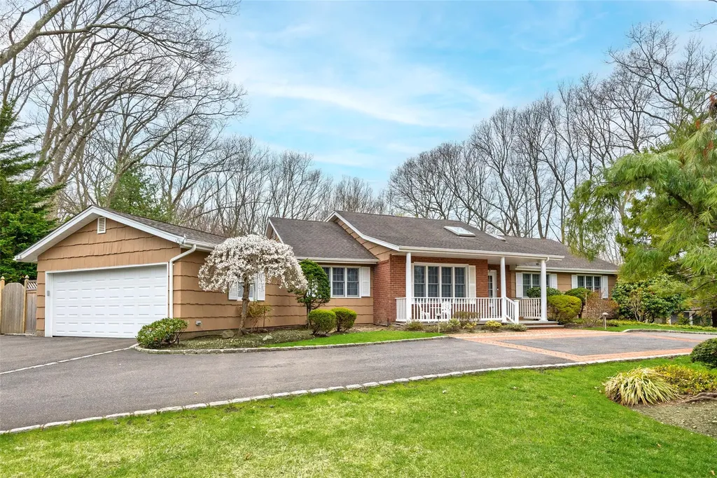 22 Round Tree Drive Melville NY 11747
