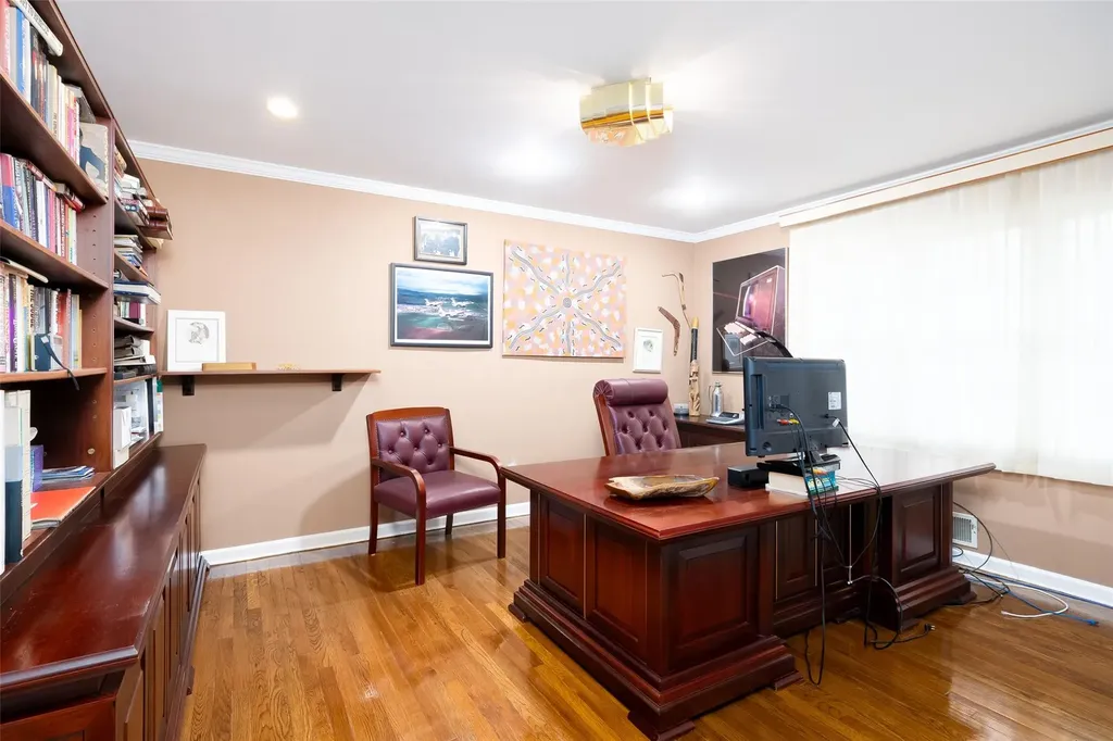 22 Round Tree Drive Melville NY 11747