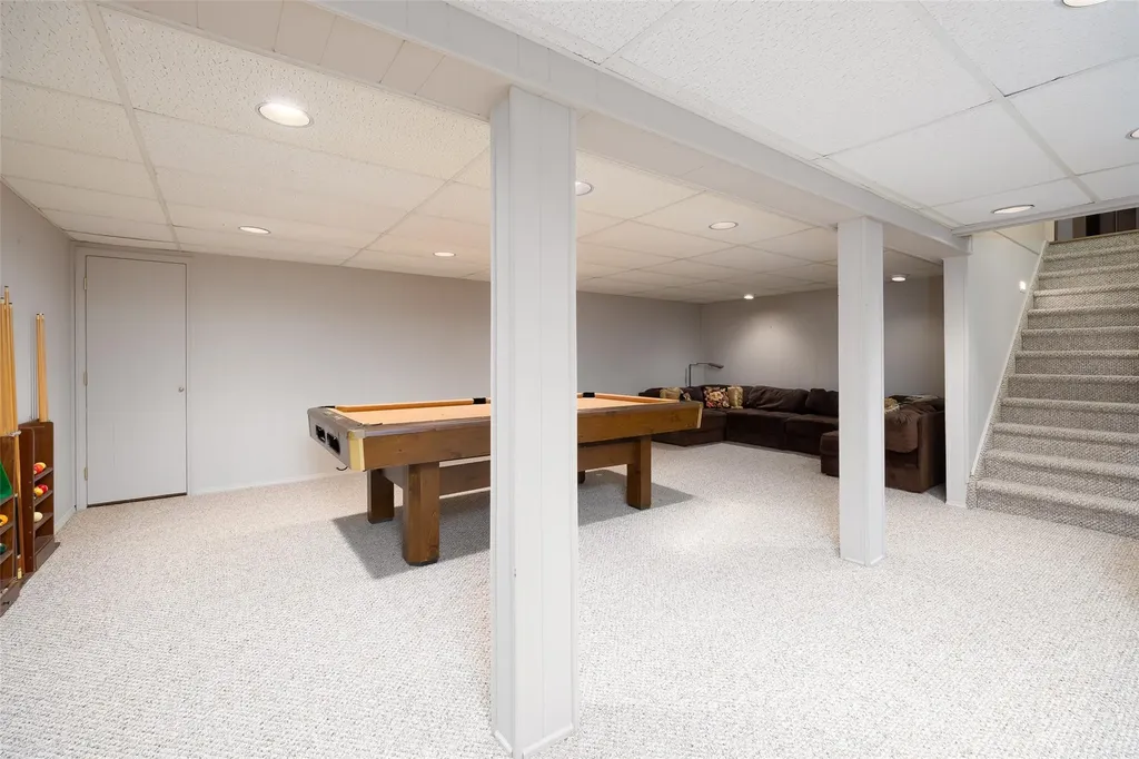 22 Round Tree Drive Melville NY 11747