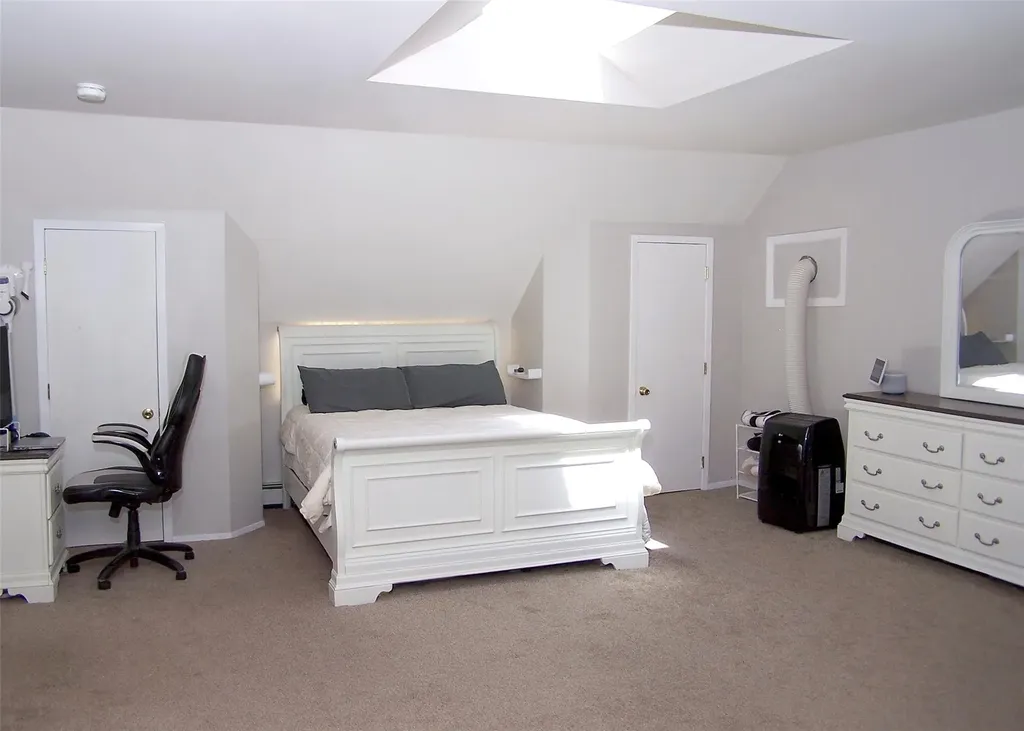 14 Rita Drive Mount Sinai NY 11766