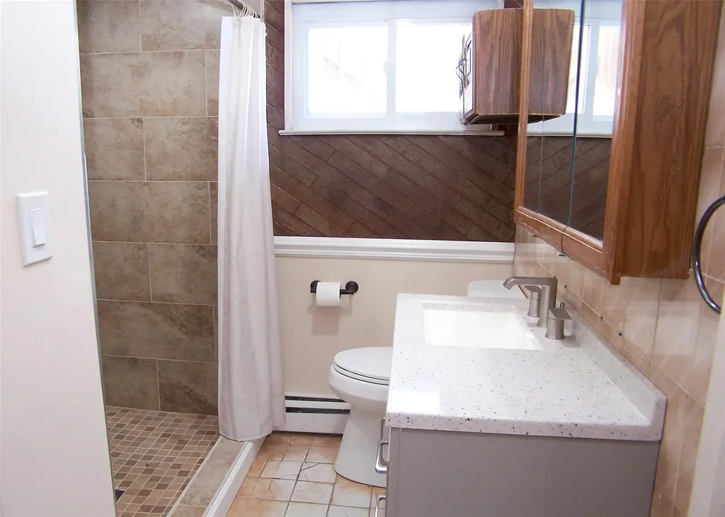 14 Rita Drive Mount Sinai NY 11766