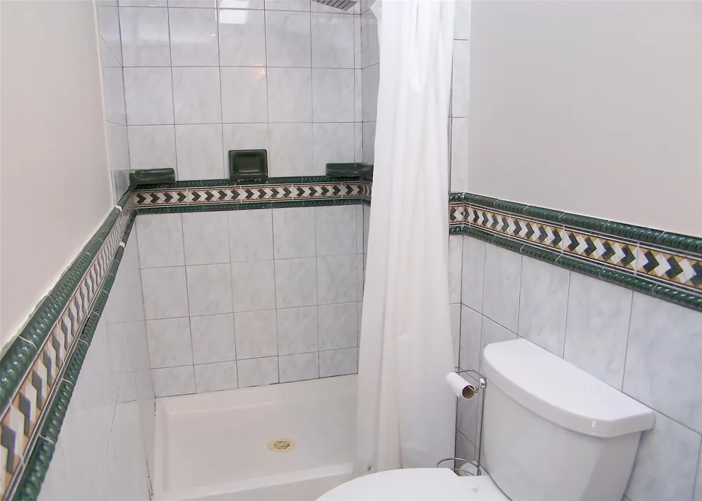 14 Rita Drive Mount Sinai NY 11766