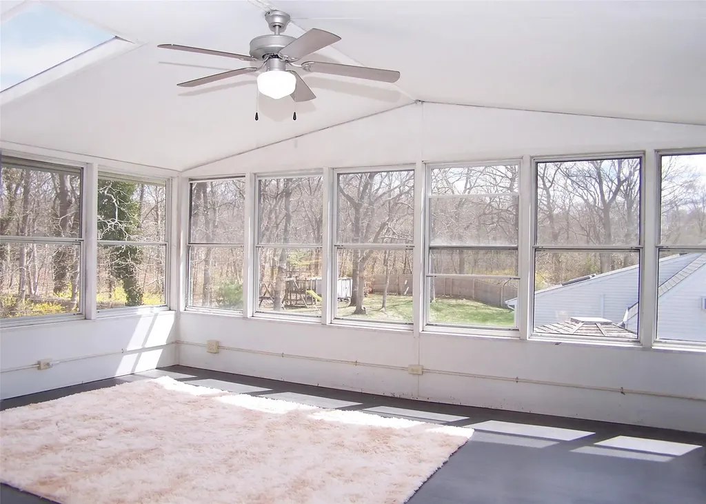 14 Rita Drive Mount Sinai NY 11766