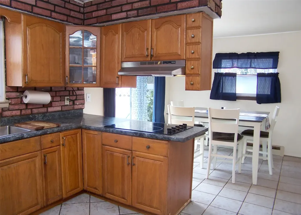 14 Rita Drive Mount Sinai NY 11766