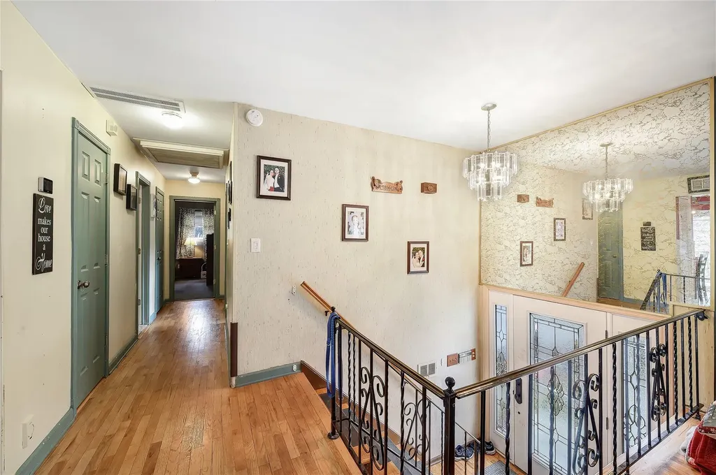 3 Charles Court Middletown NY 10941