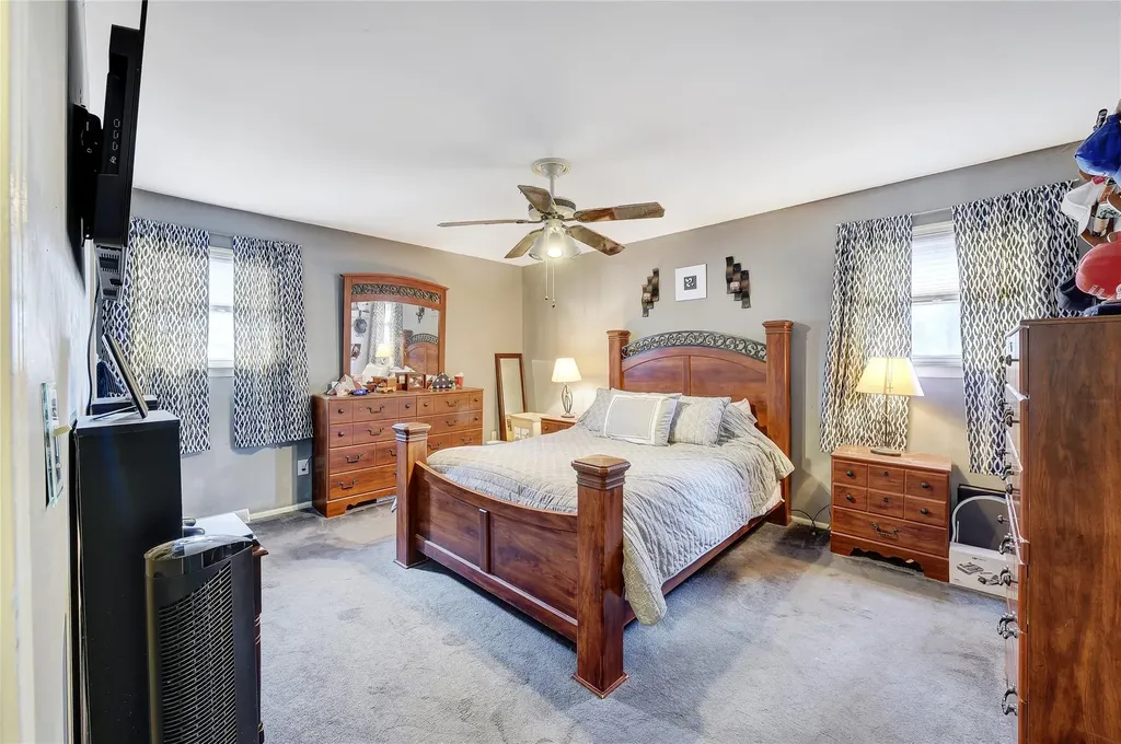 3 Charles Court Middletown NY 10941