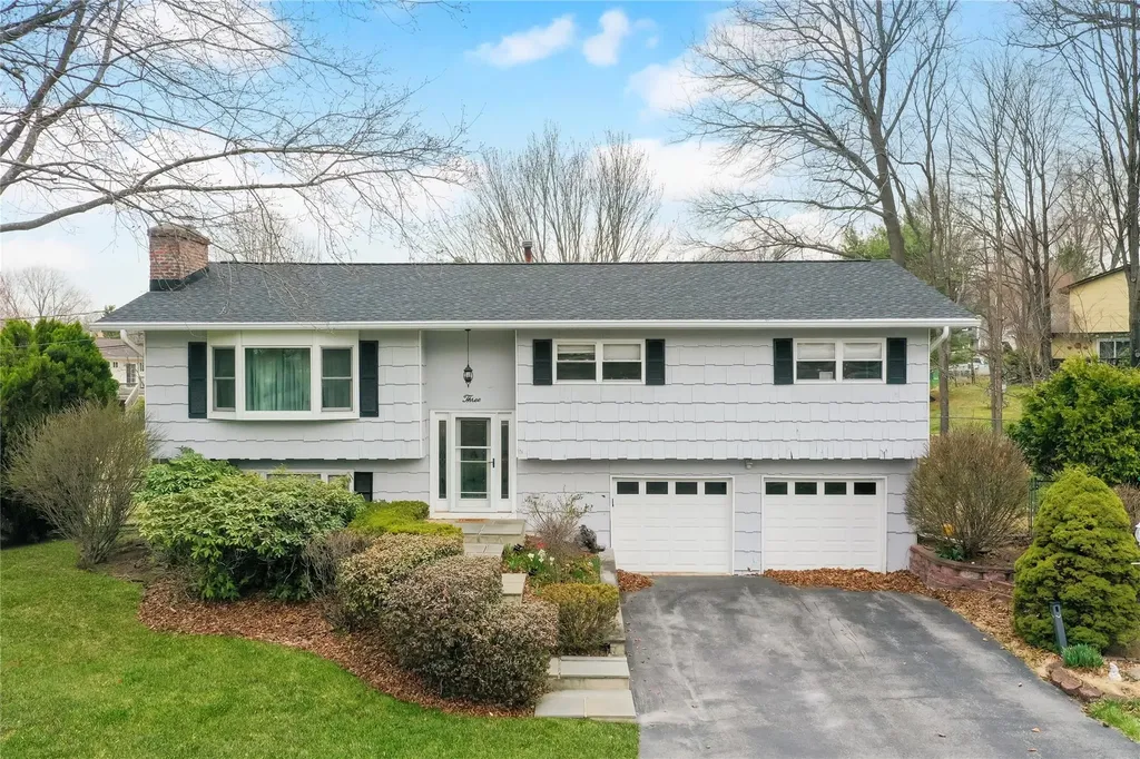 3 Charles Court Middletown NY 10941