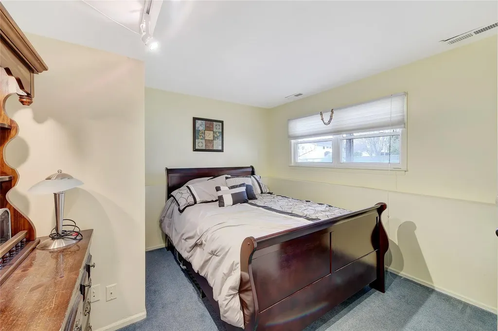 3 Charles Court Middletown NY 10941