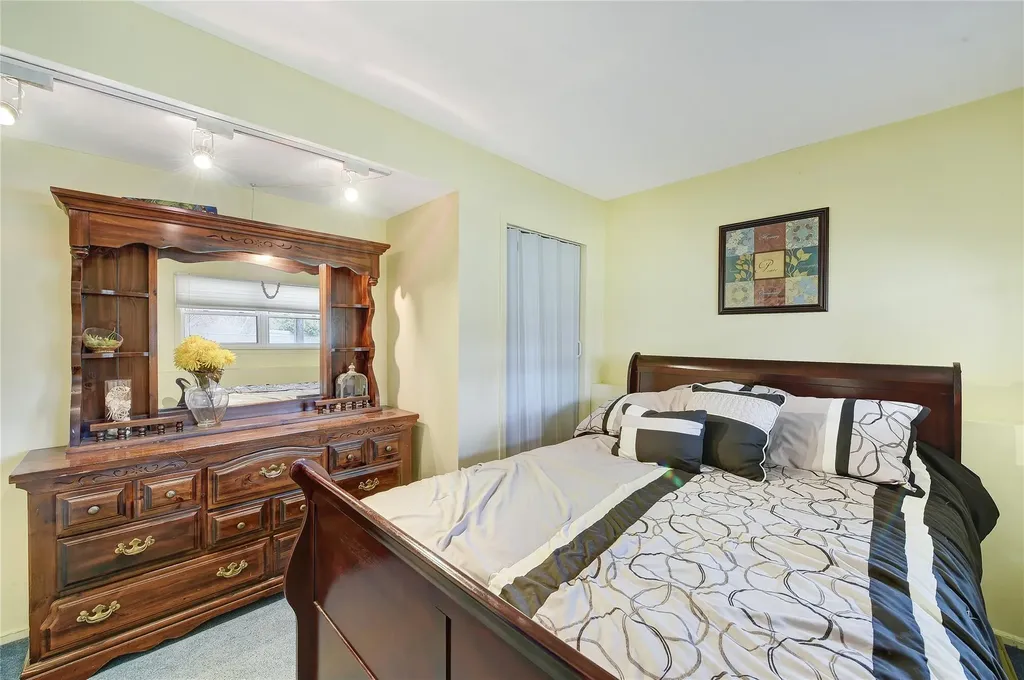 3 Charles Court Middletown NY 10941