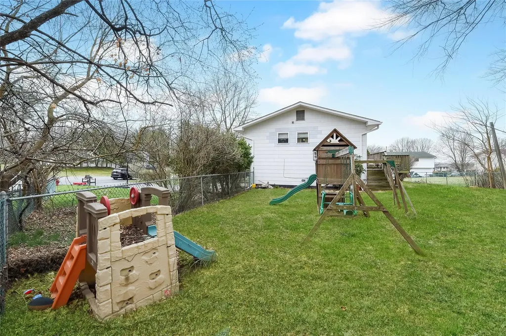 3 Charles Court Middletown NY 10941