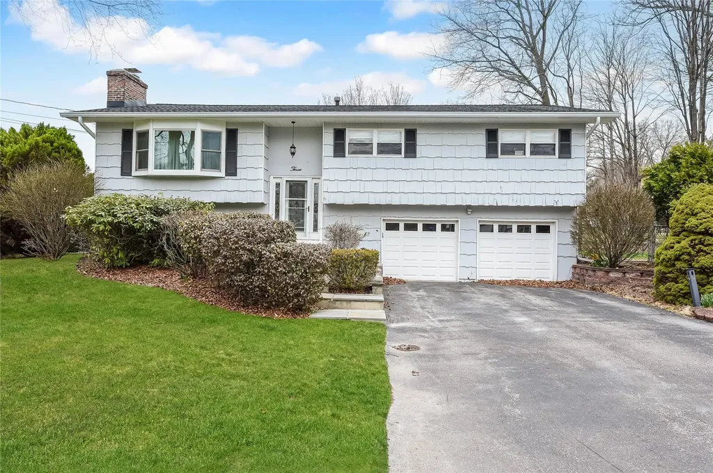 3 Charles Court Middletown NY 10941