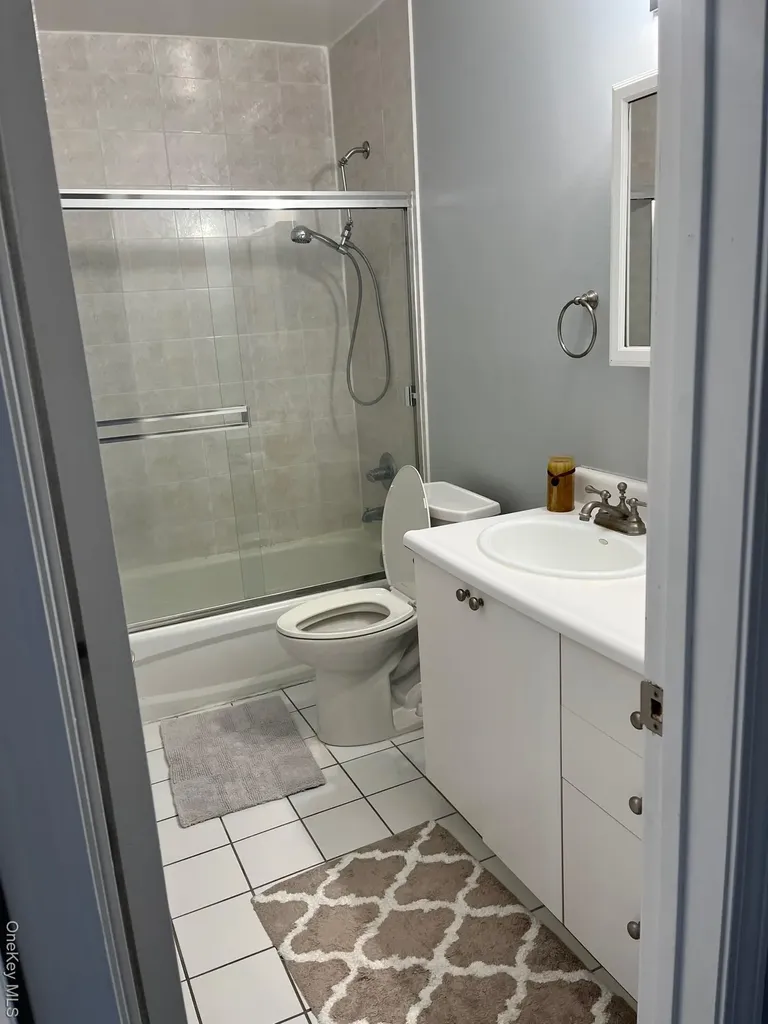 223 E Broadway Long Beach NY 11561
