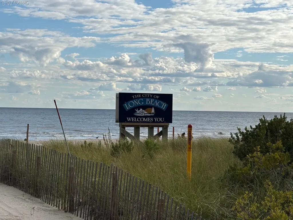 223 E Broadway Long Beach NY 11561
