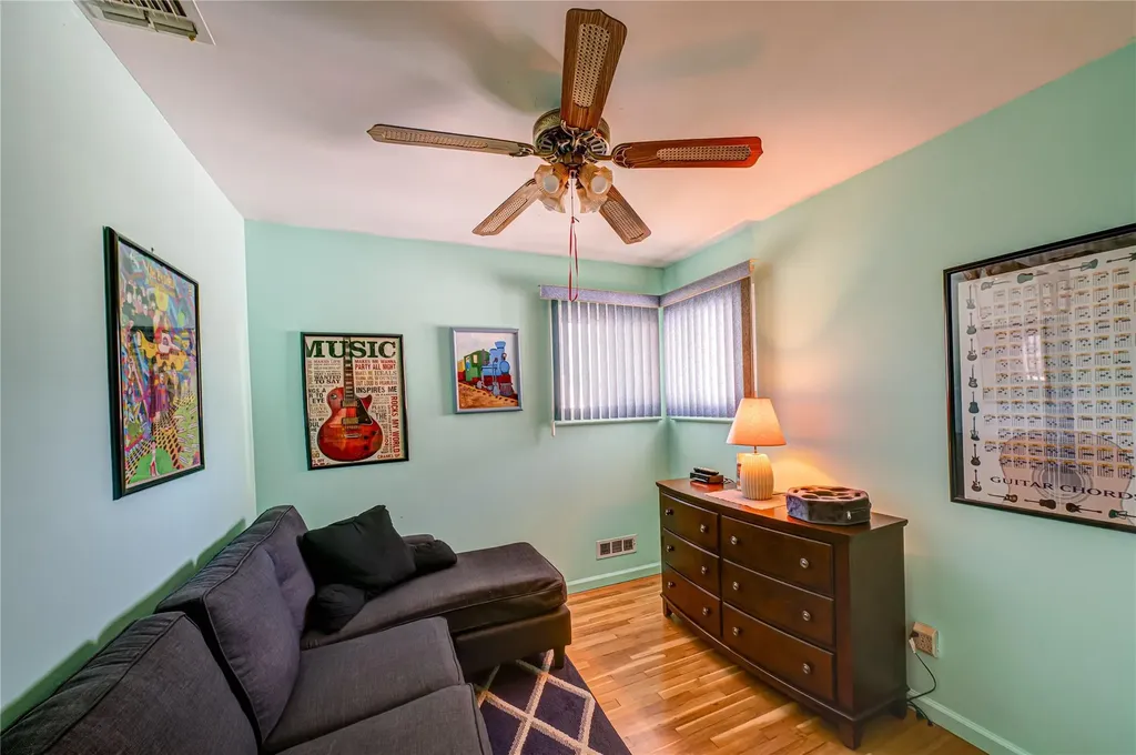 3 Baylor Drive Smithtown NY 11787
