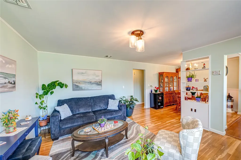 3 Baylor Drive Smithtown NY 11787