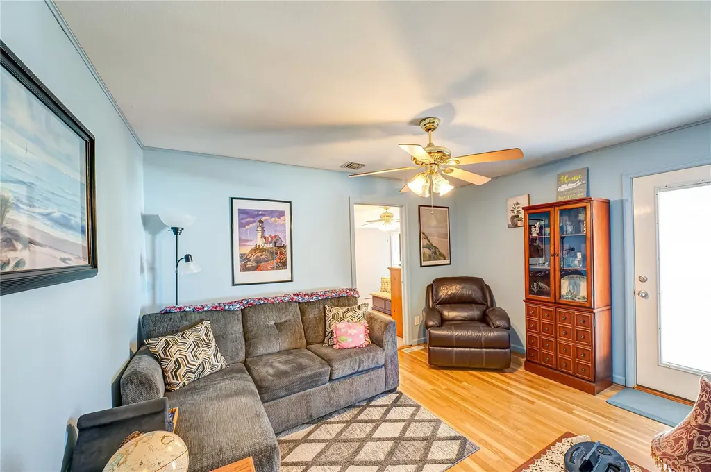 3 Baylor Drive Smithtown NY 11787