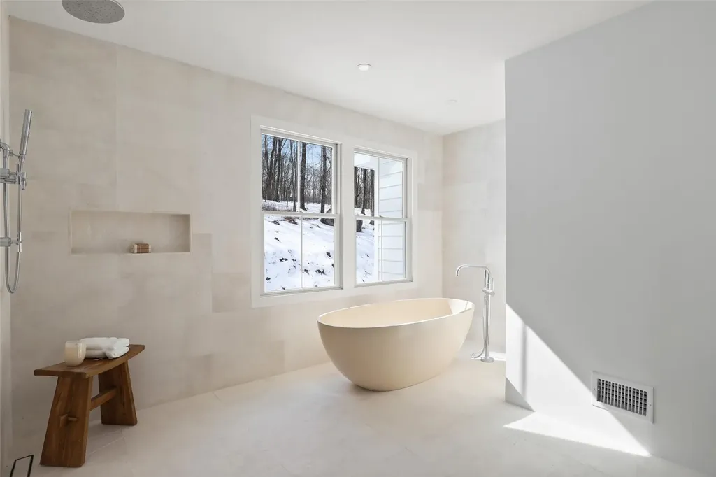 18 Brandon Drive Mount Kisco NY 10549