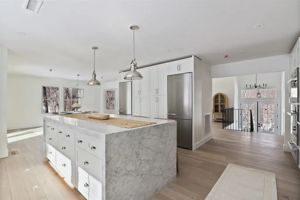 18 Brandon Drive Mount Kisco NY 10549