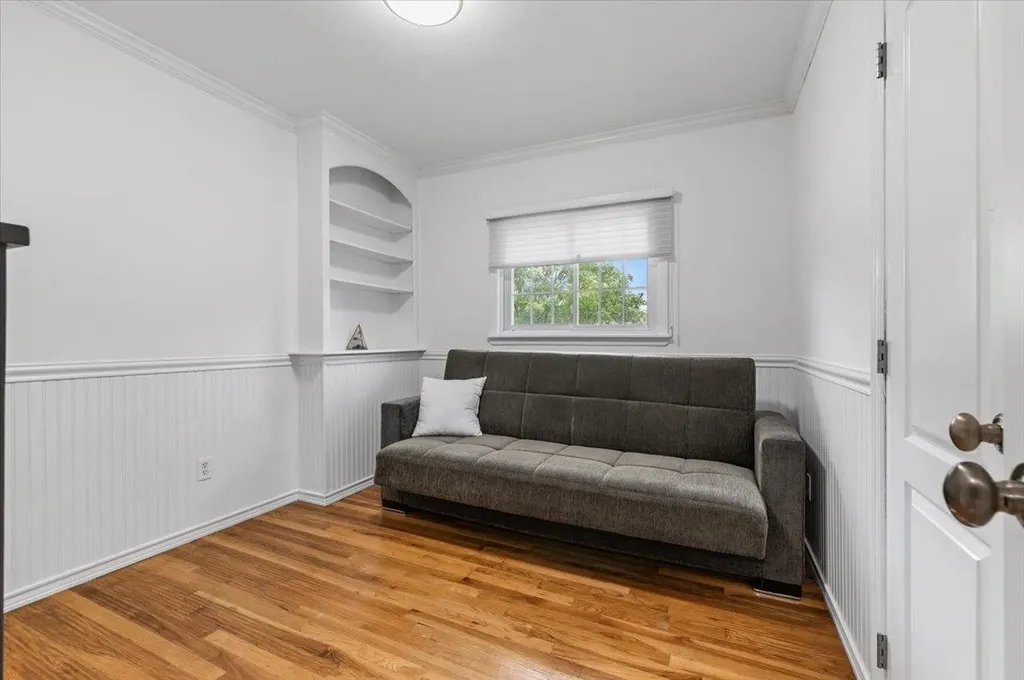 61 Beatrice Lane Old Bethpage NY 11804