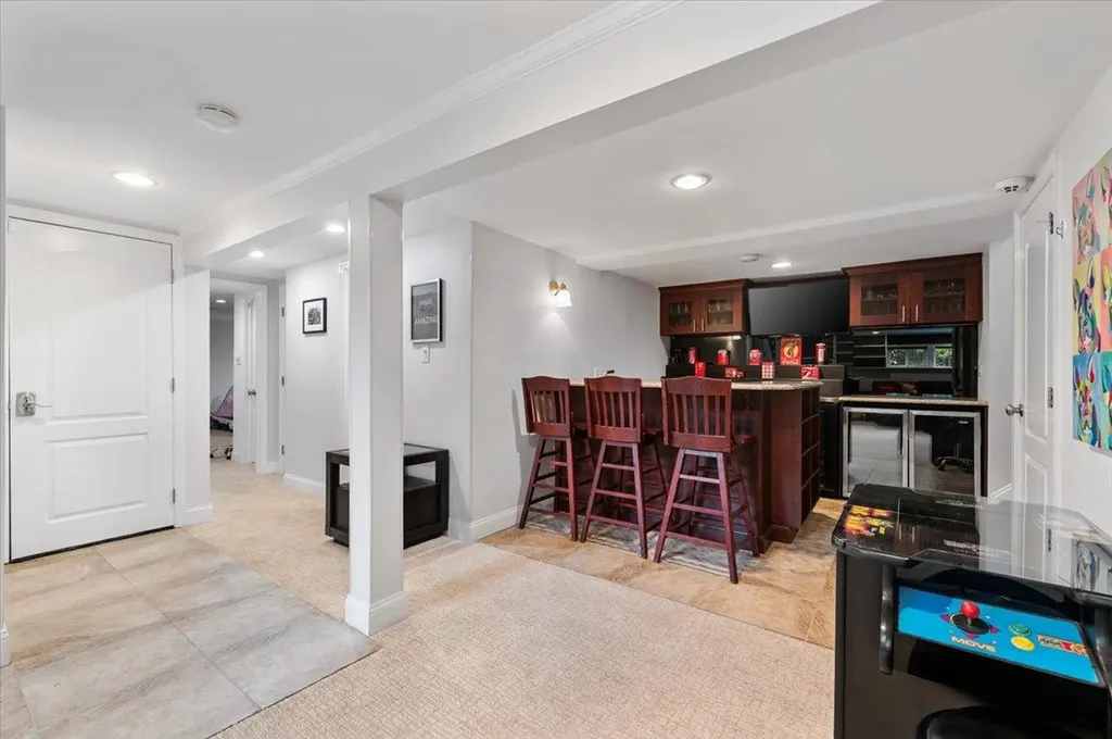 61 Beatrice Lane Old Bethpage NY 11804