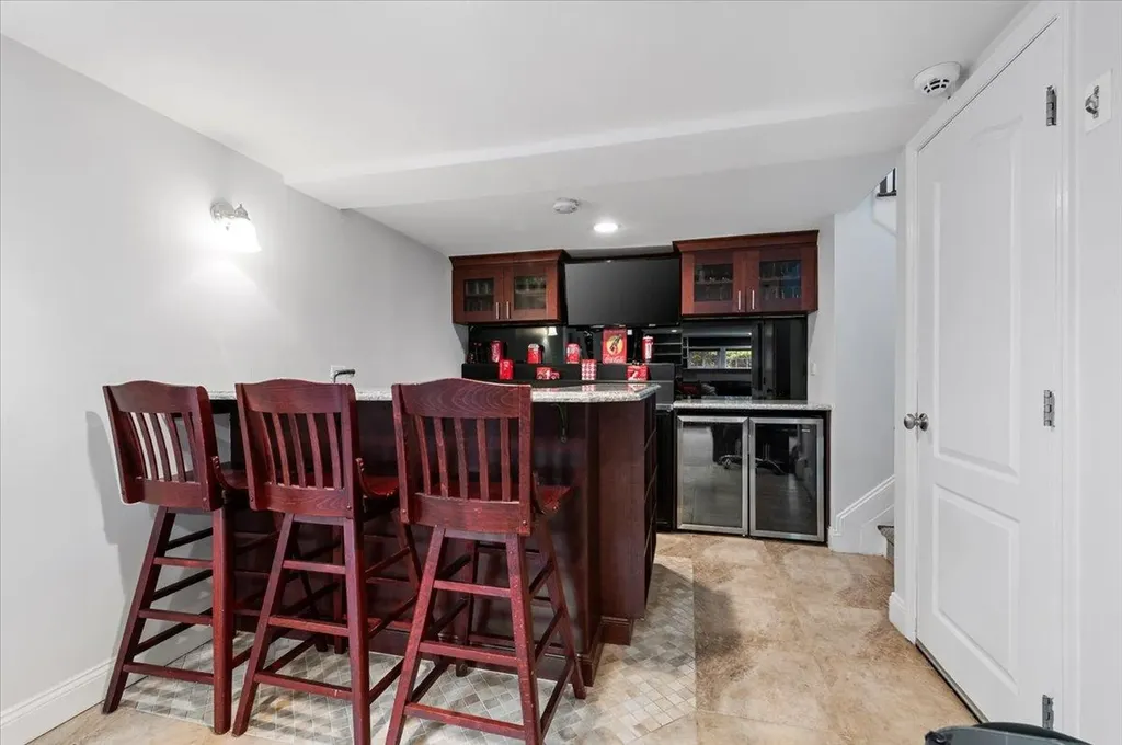 61 Beatrice Lane Old Bethpage NY 11804