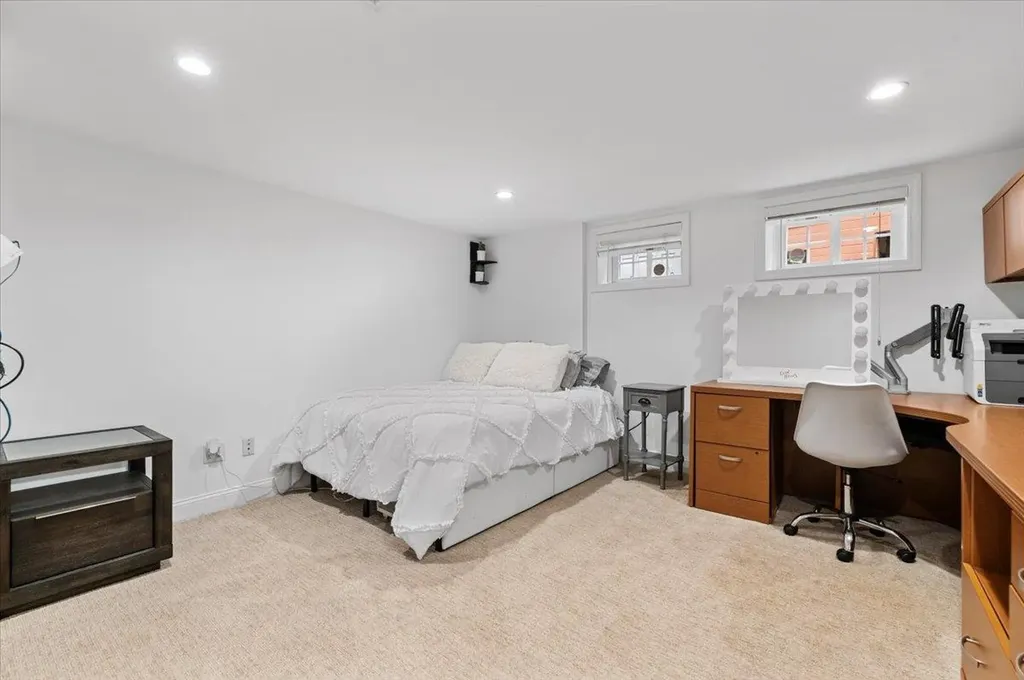 61 Beatrice Lane Old Bethpage NY 11804