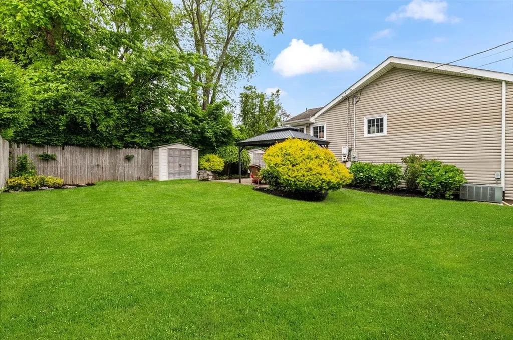 61 Beatrice Lane Old Bethpage NY 11804