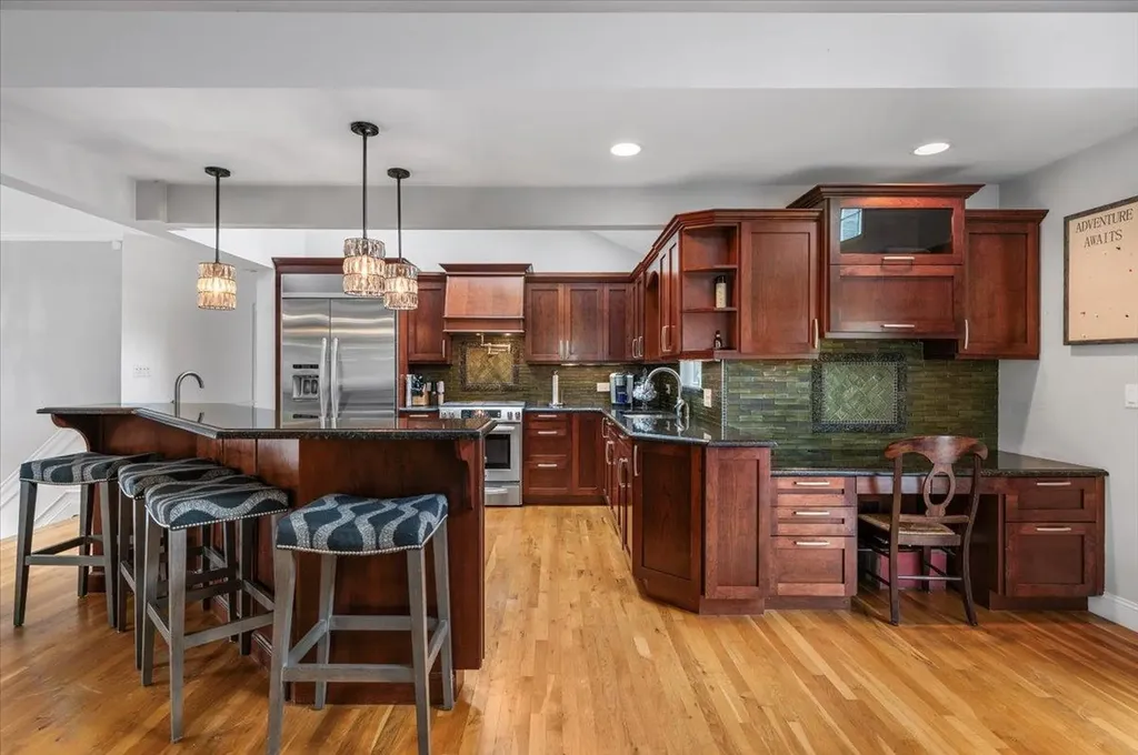 61 Beatrice Lane Old Bethpage NY 11804