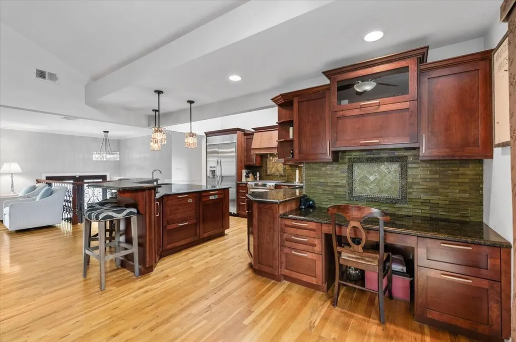 61 Beatrice Lane Old Bethpage NY 11804