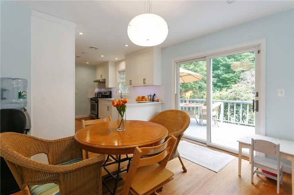 452 Rosedale Avenue White Plains NY 10605