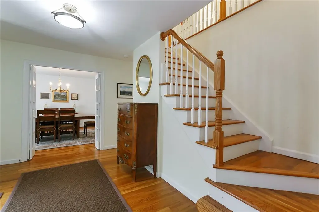 452 Rosedale Avenue White Plains NY 10605