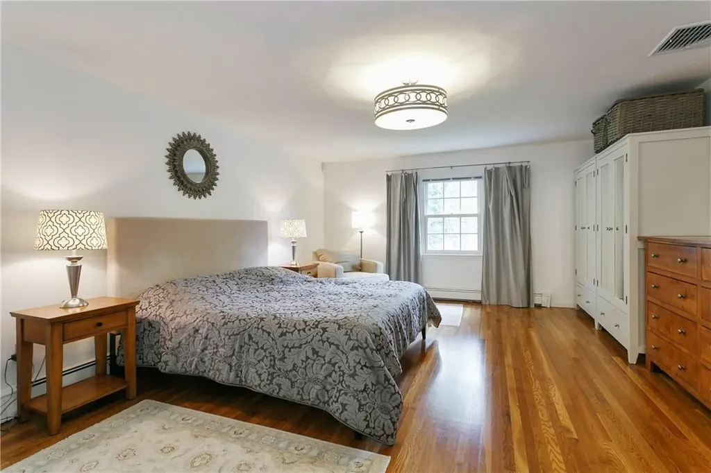 452 Rosedale Avenue White Plains NY 10605