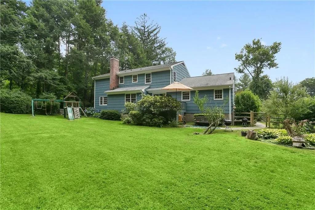 452 Rosedale Avenue White Plains NY 10605