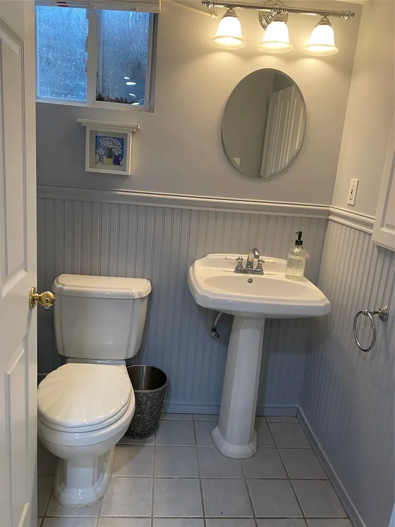 46 Wensley Drive Great Neck NY 11021
