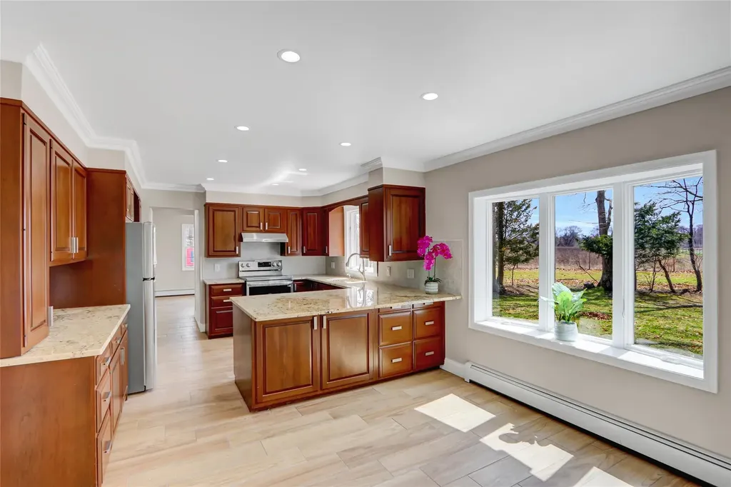 39 Glenrich Drive Saint James NY 11780