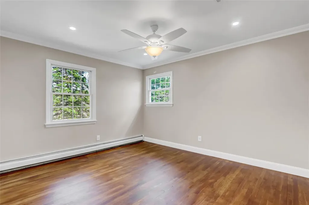 39 Glenrich Drive Saint James NY 11780