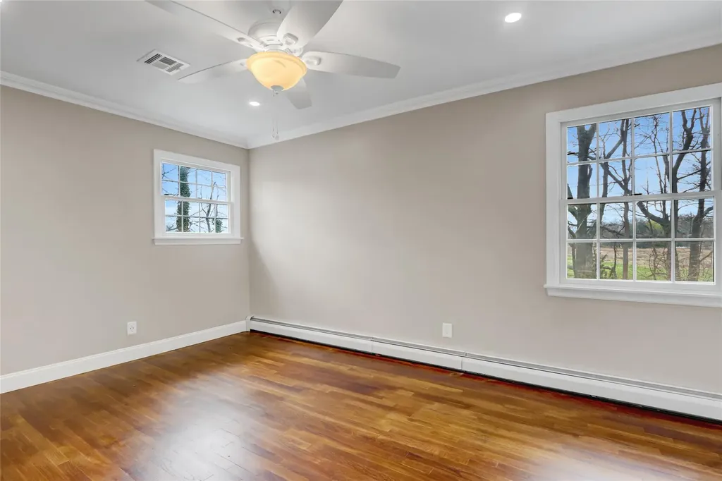 39 Glenrich Drive Saint James NY 11780