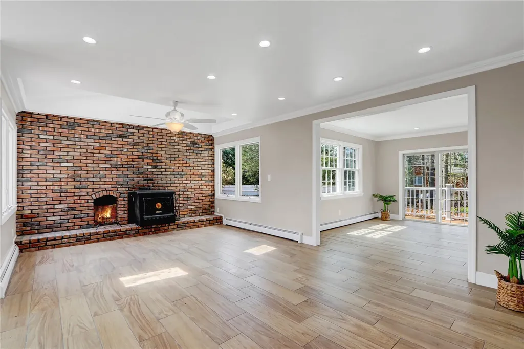 39 Glenrich Drive Saint James NY 11780