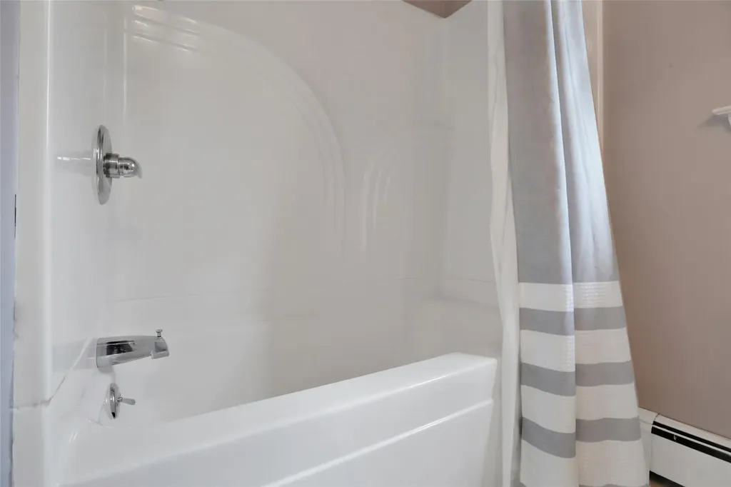 27 Kimball Drive Poughkeepsie NY 12603