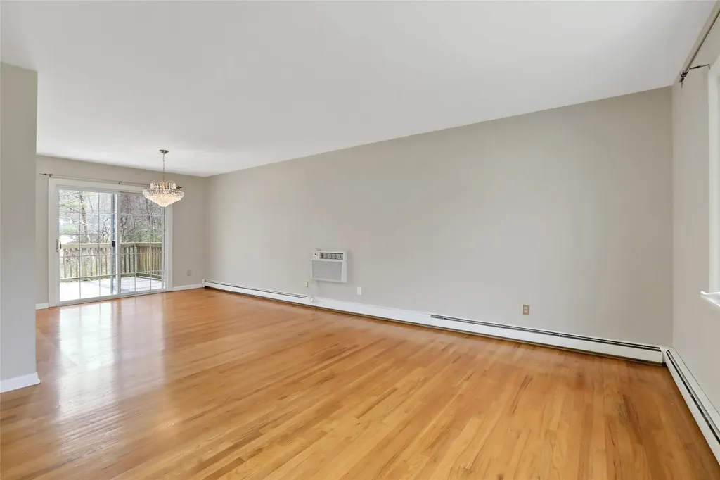 27 Kimball Drive Poughkeepsie NY 12603