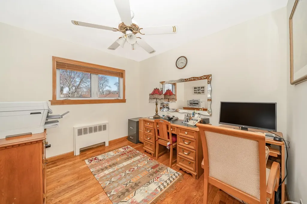 2098 Bit Path Seaford NY 11783