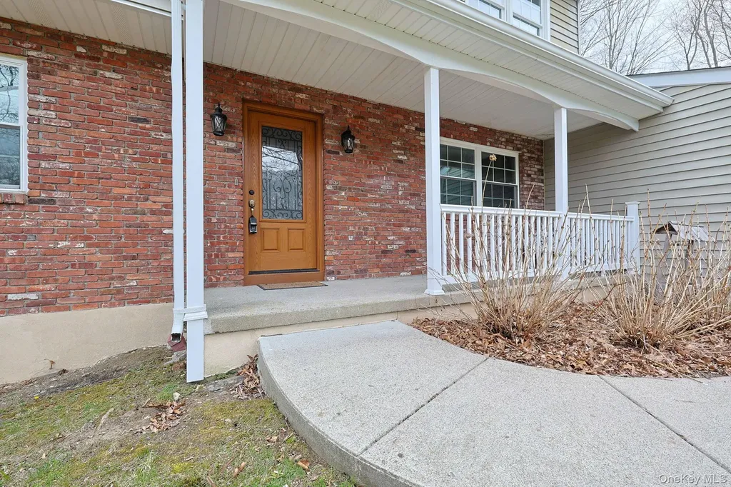 78 Pickerel Road Monroe NY 10950