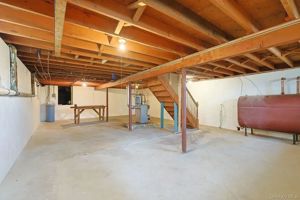 78 Pickerel Road Monroe NY 10950