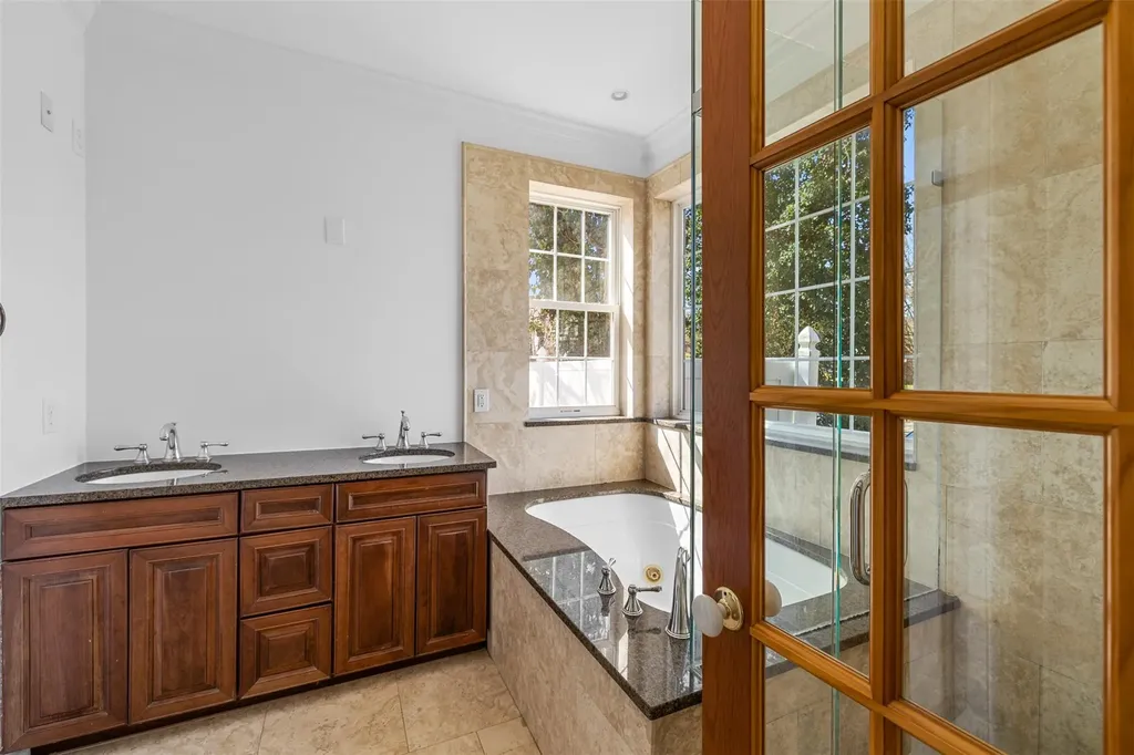 42 Beechwood Avenue Poughkeepsie NY 12603